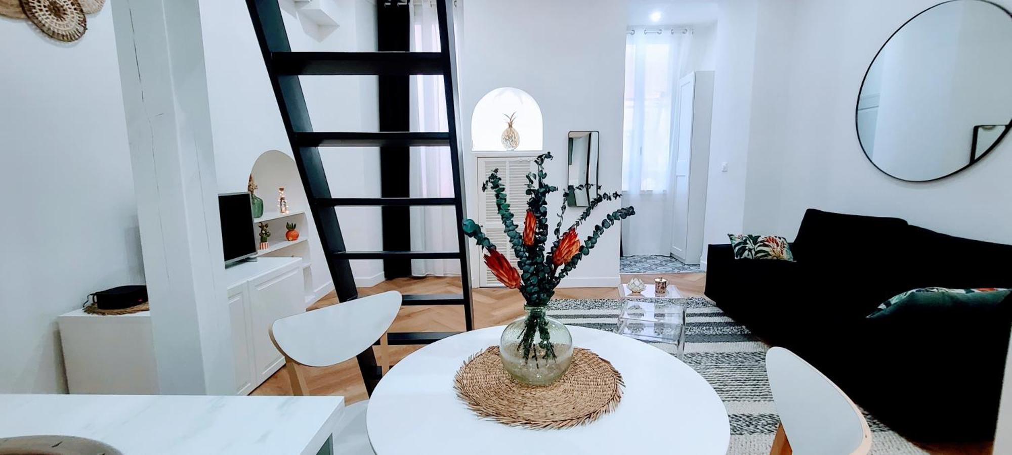 Studio Elegant 4 Couchages Front De Mer Clim Parking Privatif Wifi ニース エクステリア 写真